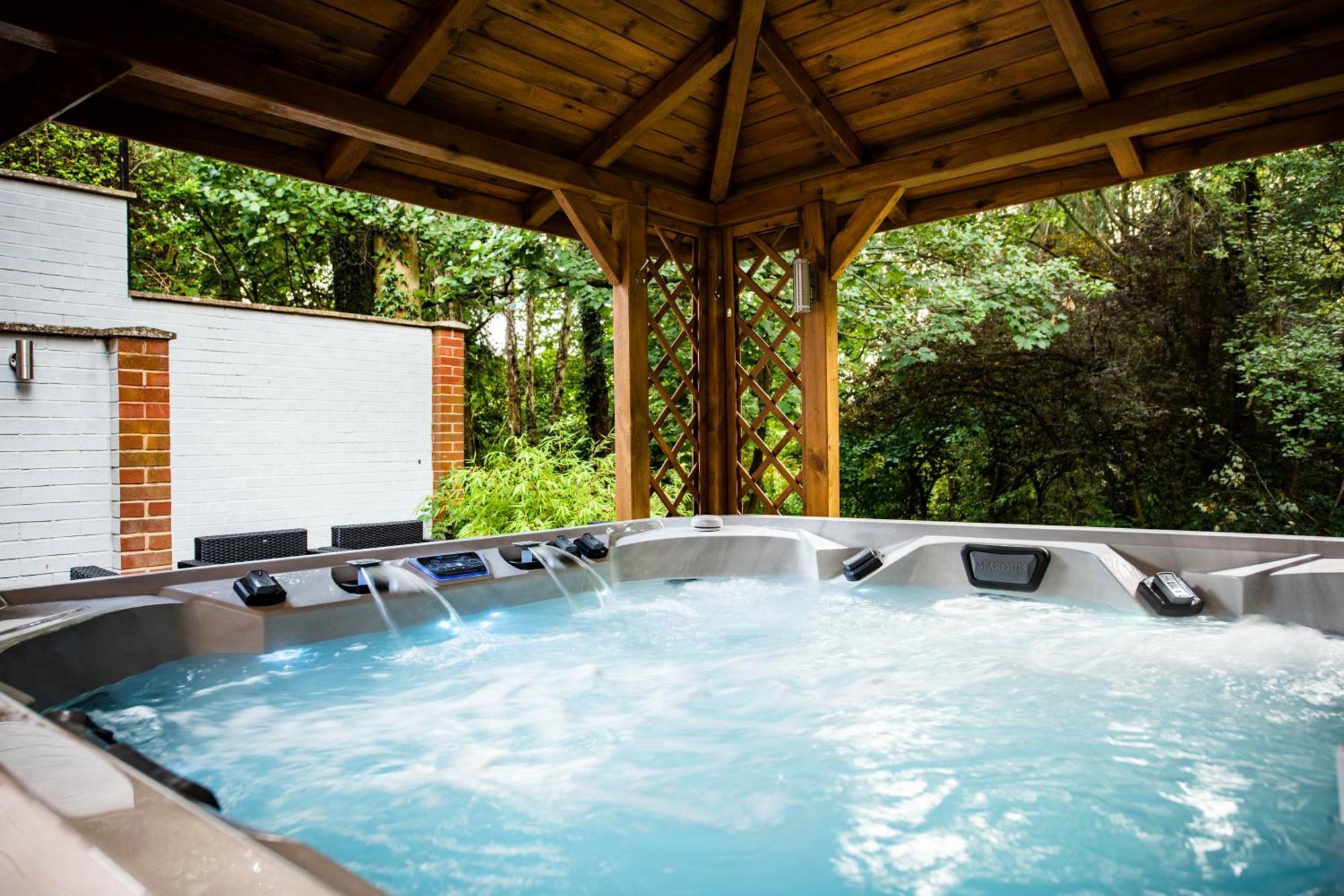 Southcrest Manor Hotel, Best Western Signature Collection Redditch Esterno foto